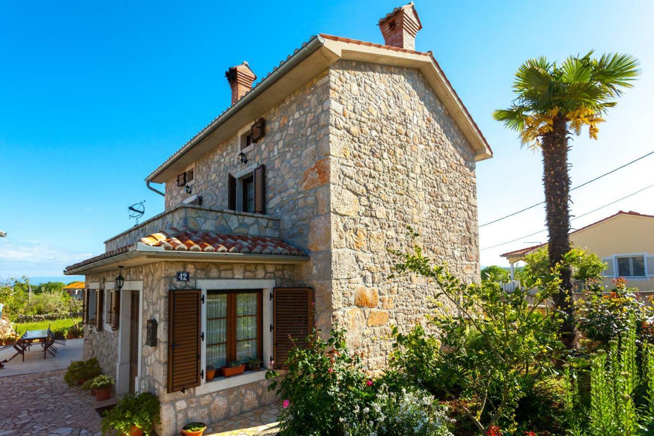 Country Villa St Anton Malinska Exterior photo